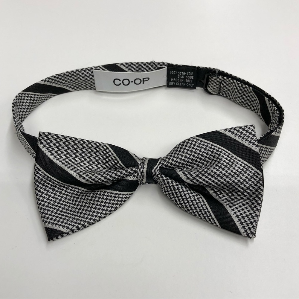 Co-op bow tie